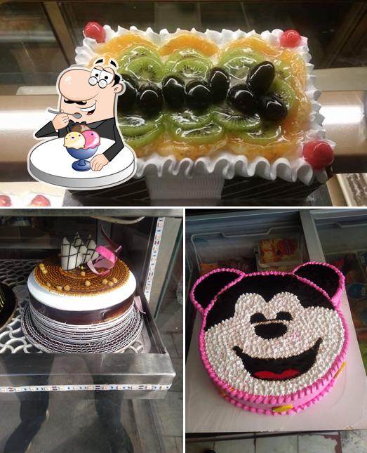 Cakes parlour@13 provides a selection of desserts