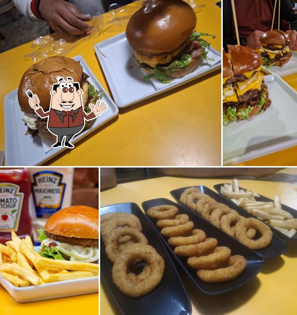 Sanduíche de carne de porco desfiada em Recanto do Cabeça