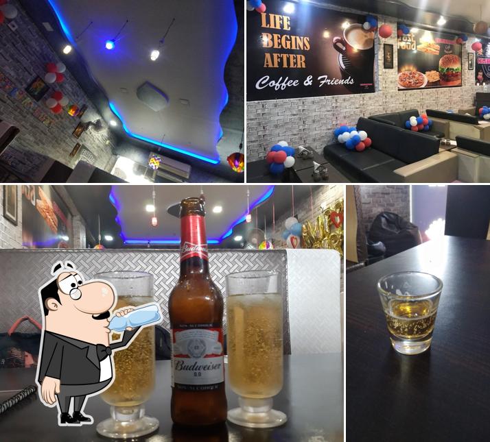 CELEBRATION CAFE