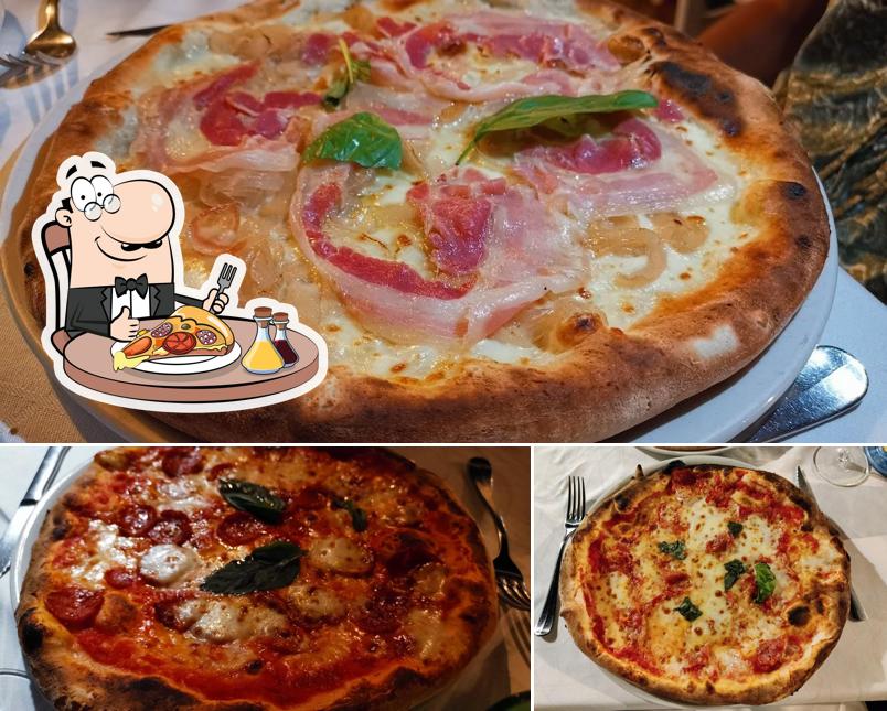 A La Strada - Top Terrace, puoi ordinare una bella pizza