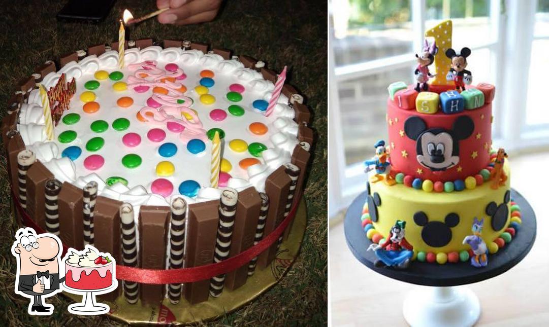 Here's a picture of Live Cake Shop