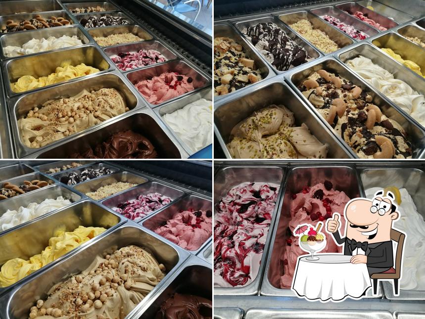 Nu Caracas serve un'ampia selezione di dessert