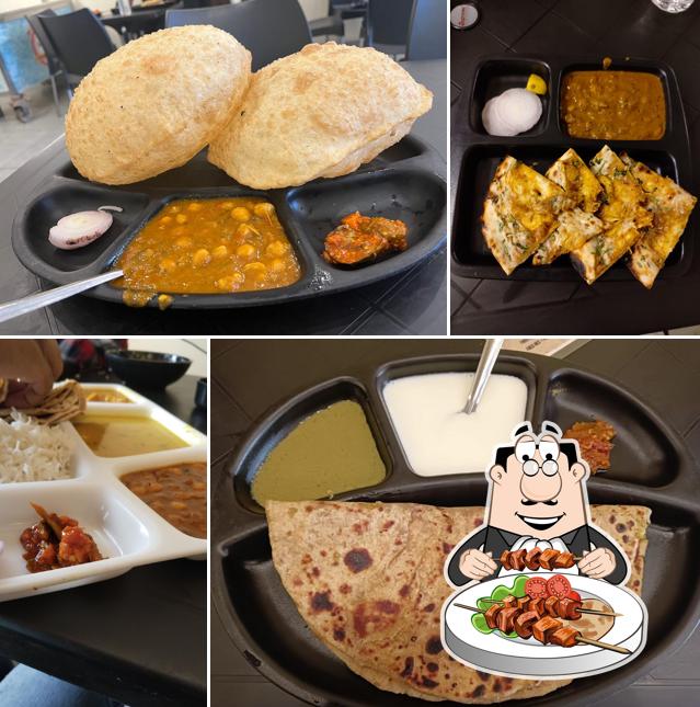 Food at Agarwal Food Plaza