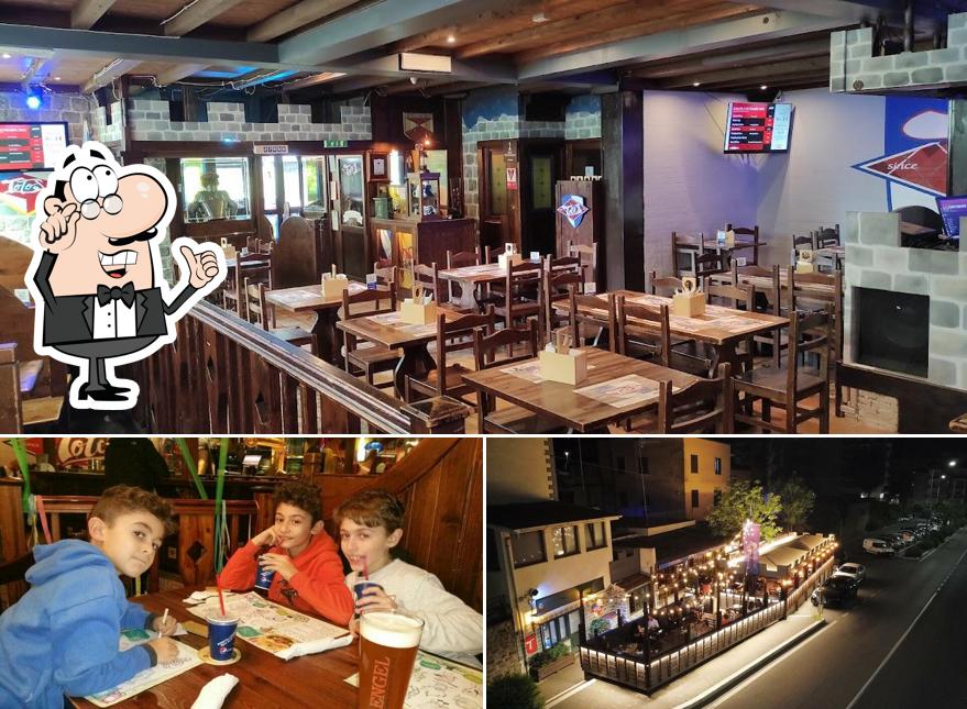 La foto di interni e esterno da Toto's Viterbo