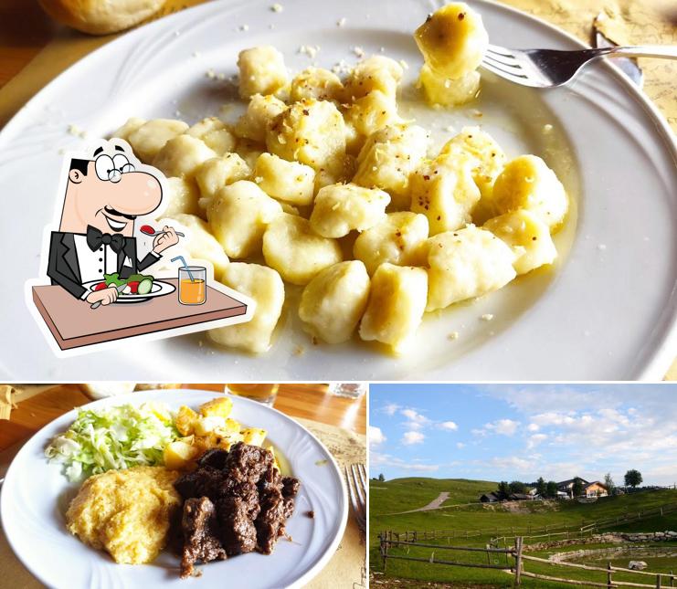 La foto della cibo e esterno di Agriturismo Malga Mezzomiglio