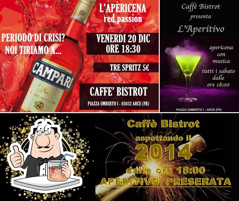 La foto di bevanda e esterno da Caffè Bistrot