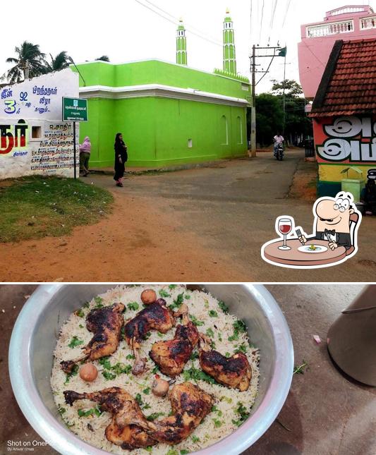 Meals at Anwar parotta stall