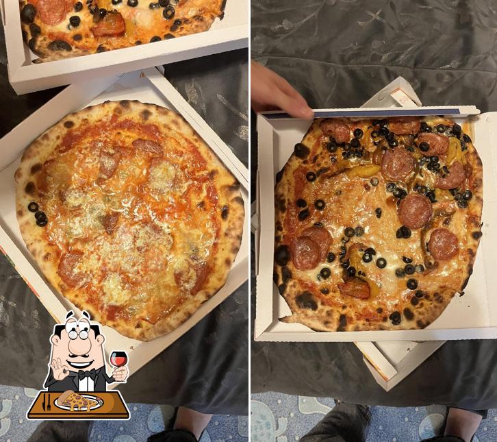 Scegli una pizza a Pizzeria Ars Et Labor - Via Oroboni