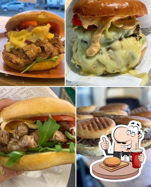 Prova un hamburger a Tutku Food Truck