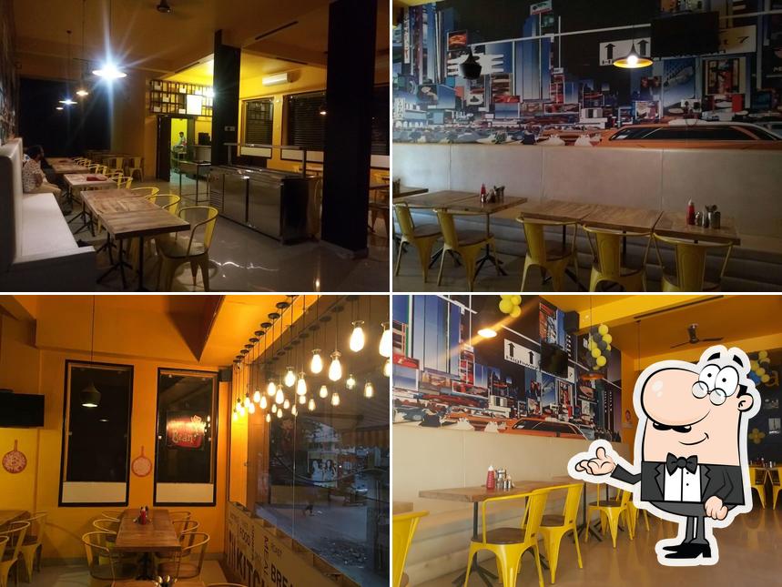 The interior of Mr.Bean's Pizza