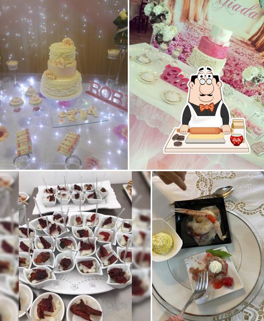 M.E.G.A Marinella serve un'ampia selezione di dolci
