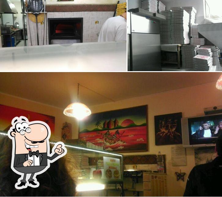 Gli interni di Pizzeria Ramona