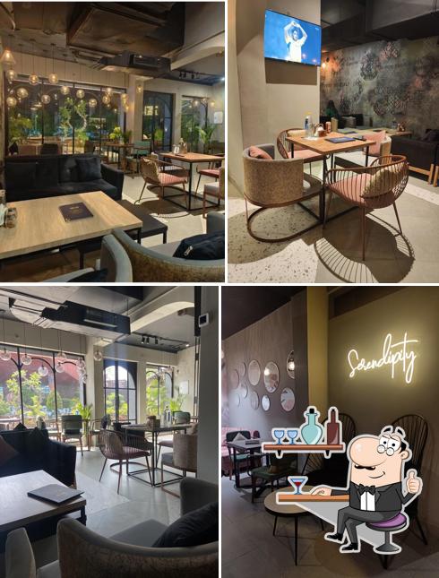 The Blend Haus Coffee Bar & Dine - Gomti Nagar