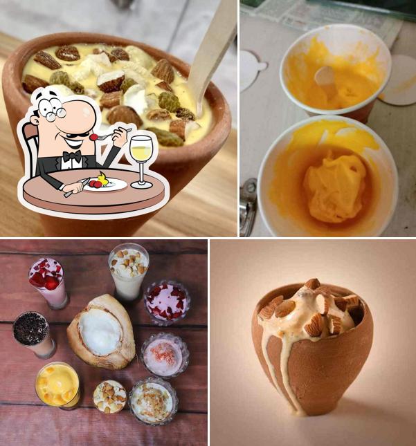 Chocolate mousse at Khatri Bandhu Pot Ice Cream