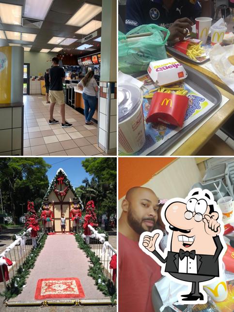 Sente em uma das mesas no McDonald's