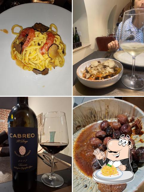 Spaghetti alla carbonara al Vinaccia in Corte