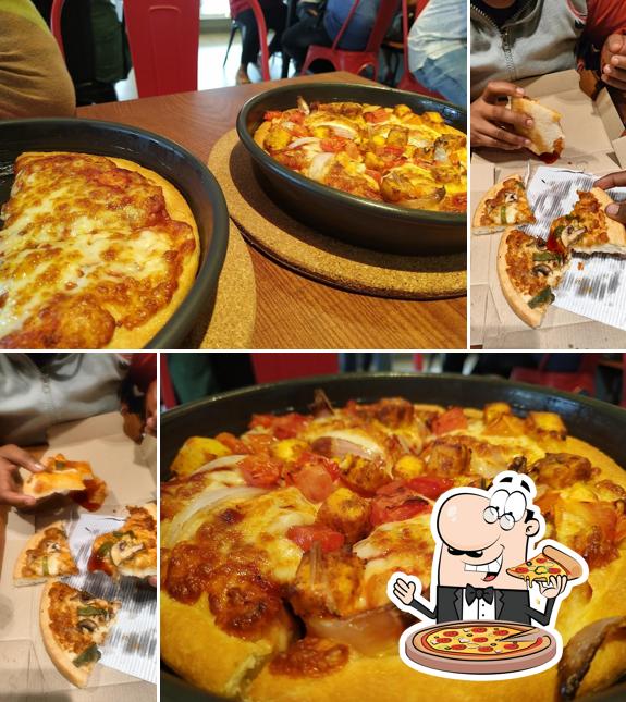 Try out pizza at Pizza Hut Aerodrome Road, Gandhidham