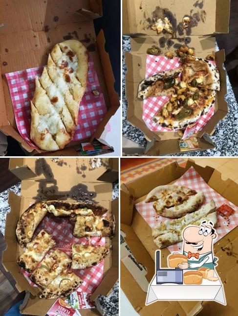 Garlic bread at Raffaele