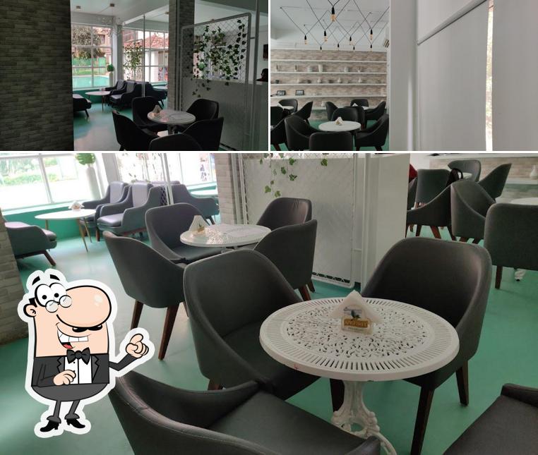 SPLASH LOUNGE BAR
