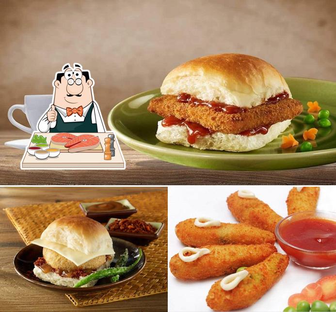 Fish and chips at Goli vada pav no.1