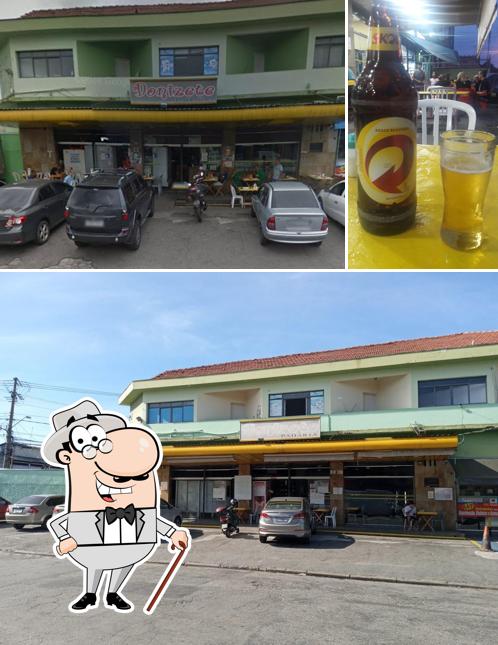A imagem da exterior e cerveja no Panificadora e Confeitaria Donizetti