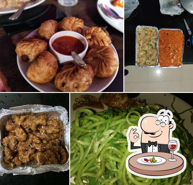 Meals at Momoz