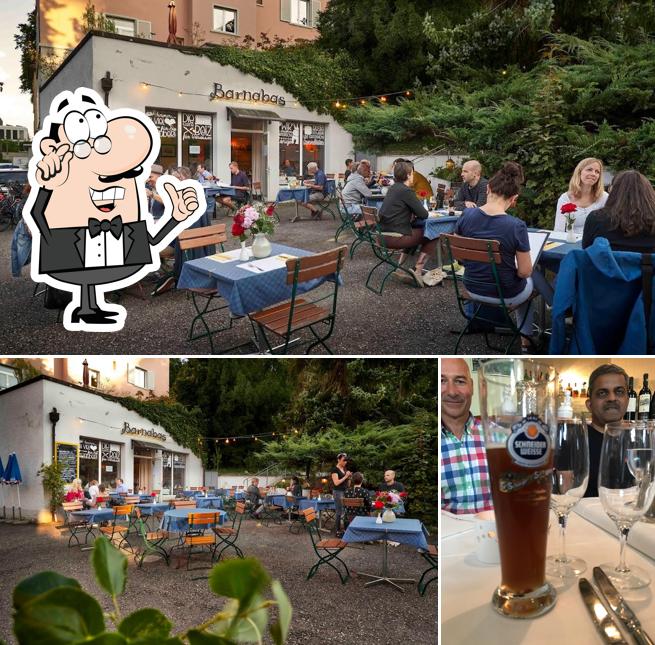 Tra le diverse cose da Barnabas si possono trovare la interni e bancone da bar