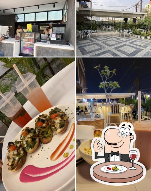 The image of Kaffee-La'’s food and interior