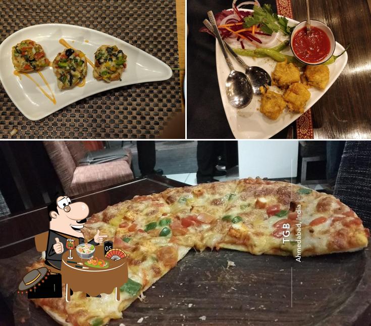 Meals at Mr & Mrs Somani