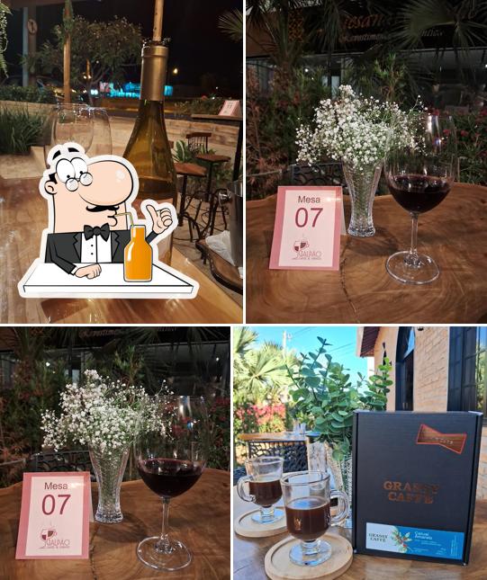 Galpão Cafés e Vinhos