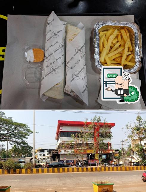 The exterior of YUMMY SHAWARMA