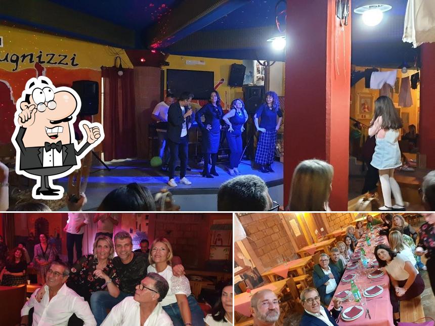 Gli interni di Taverna a’ tammurriata