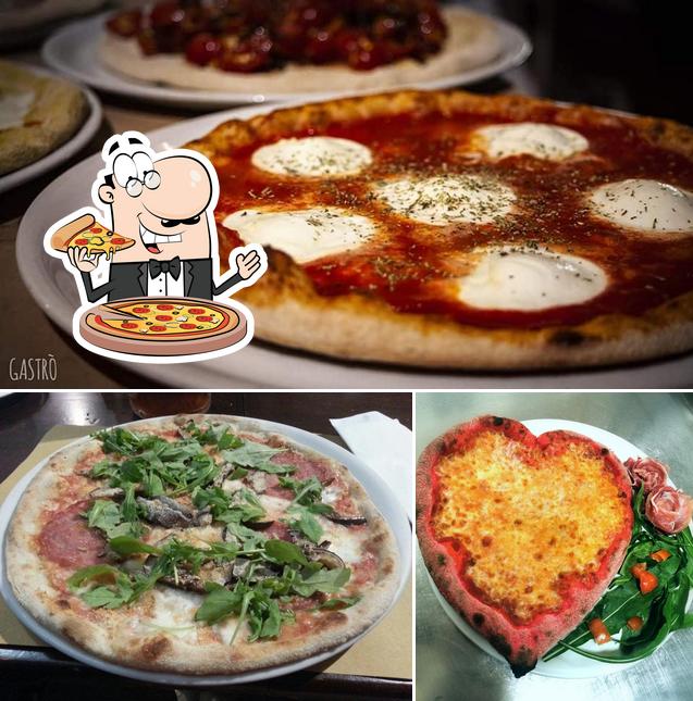 Scegli una pizza a The Cave Pub