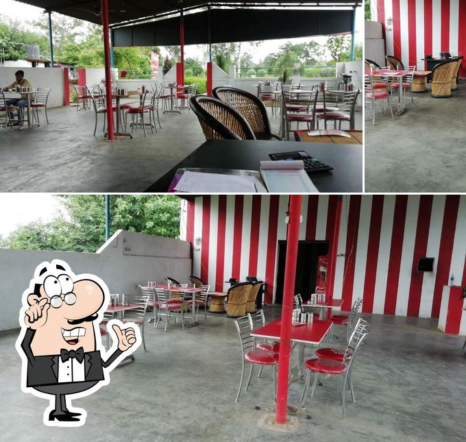 The interior of New Red Curry Chicken Point