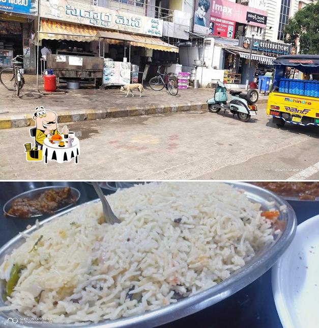 Food at Siddhartha Mess Hotel