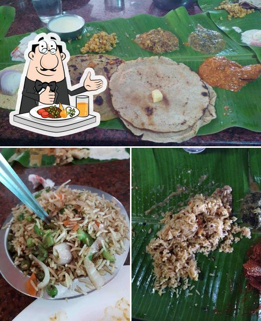 Food at Kamat Madhuvan Veg Restaurant - Mysore