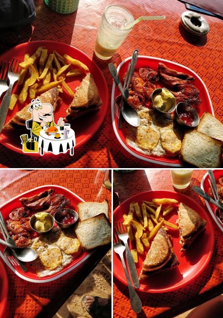 Meals at Dolphin Bay Cafe