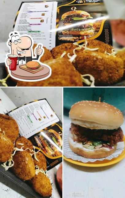 Try out a burger at B21 pizza warps burger