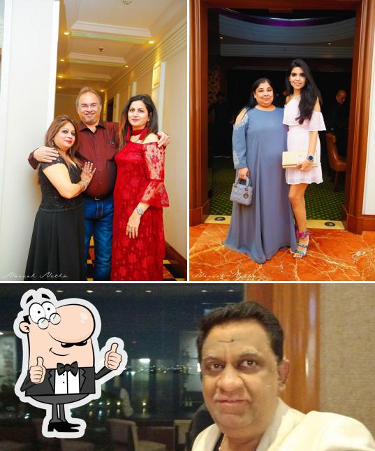 See this pic of Altitude