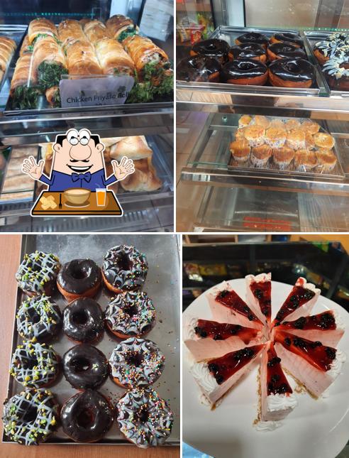 Food at Besto Bakes Cakes Cafe