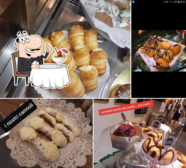 Kiss Cafe' serve un'ampia varietà di dolci