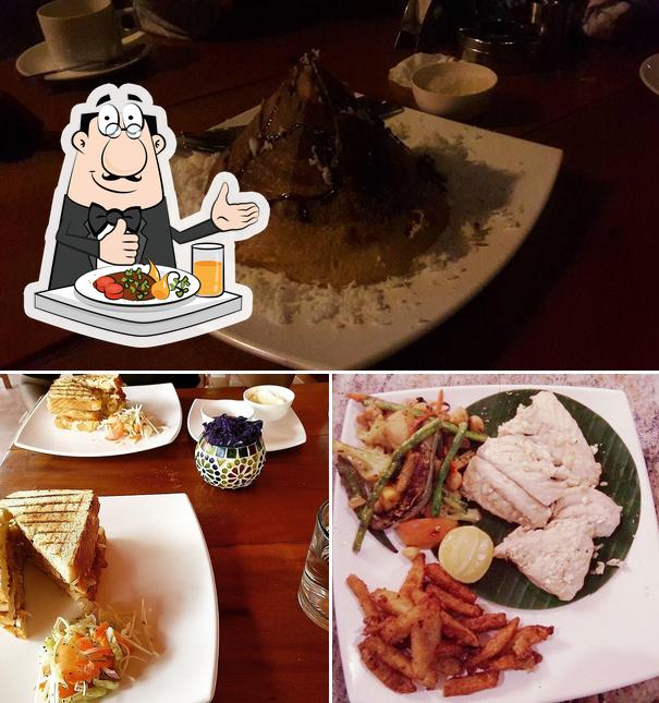 Food at Oceantreerestro