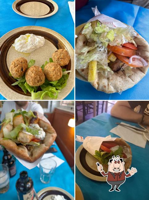 Platti al Mythos cucina greca