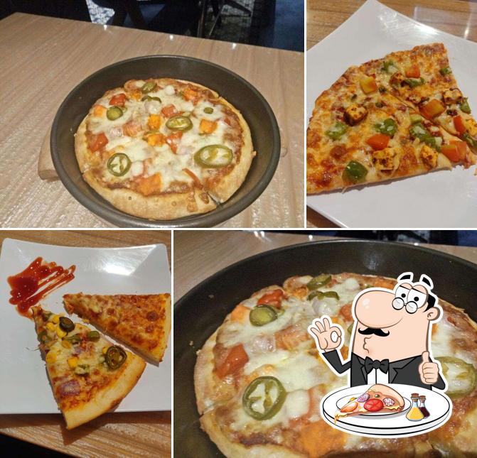 Order pizza at Sam's Pizza