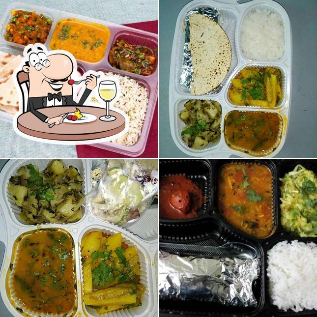 Food at Mom's Kitchen