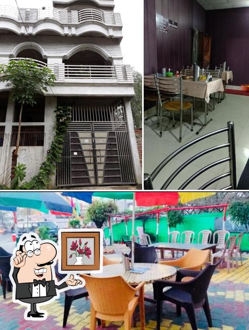 The interior of Bajrang Dhaba