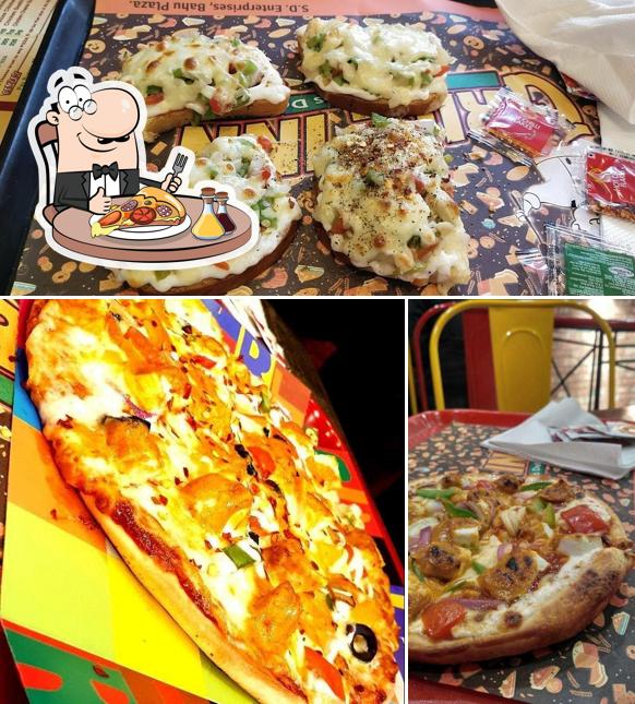 Pick pizza at GRILL INN