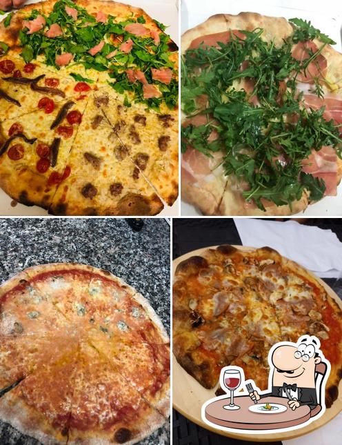 Platti al Pizzeria Ottrano