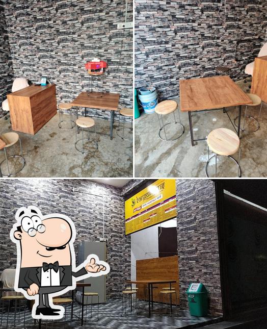 The interior of Bangolicious