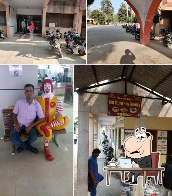 The interior of Roshnabaad Dm Kathcheri